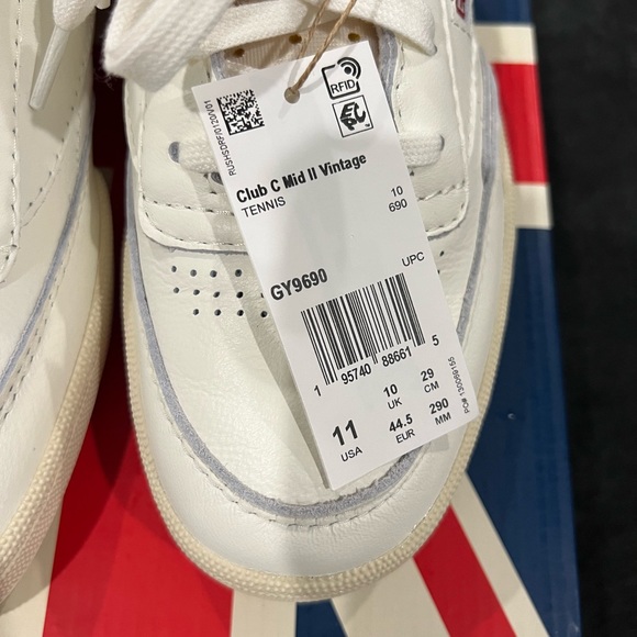 NWB Reebok Club C Mid II Vintage. Multiple sizes available. - Picture 7 of 9